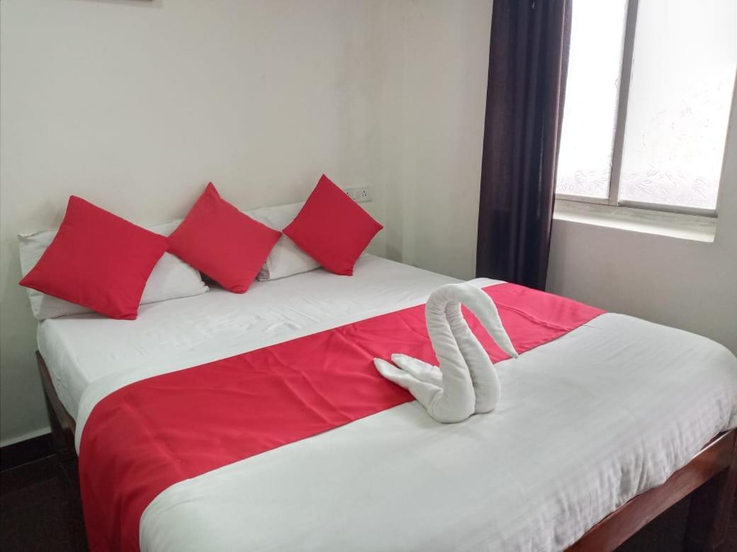 Hotel City Comfort Madgaon Bagian luar foto