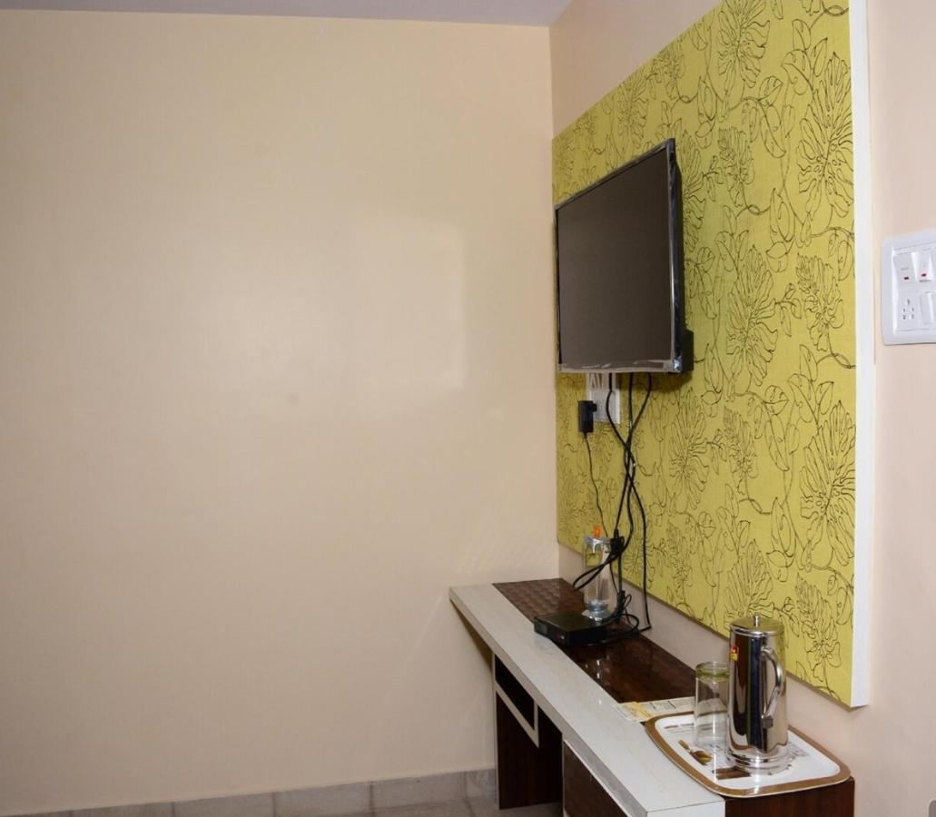 Hotel City Comfort Madgaon Bagian luar foto